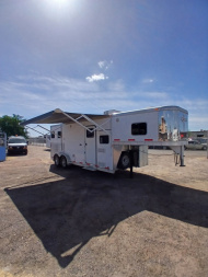 Used 2014 Exiss Trailers 7208 2H LQ Horse Trailer