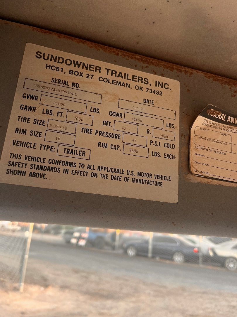 Used 1991 Sundowner Trailers SUNLITE 9 HORSE Horse Trailer