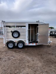 New 2025 MAVERICK TRAILERS 2H BP 13' Horse Trailer