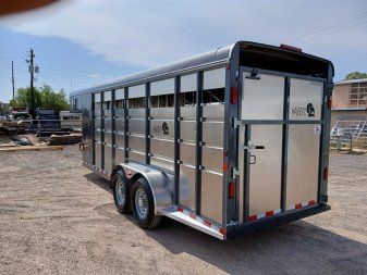 New 2025 MAVERICK TRAILERS MAVERICK 4H GOOSENECK Horse Trailer