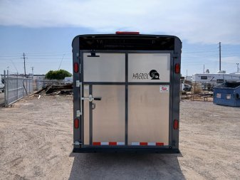 New 2025 MAVERICK TRAILERS MAVERICK 4H GOOSENECK Horse Trailer