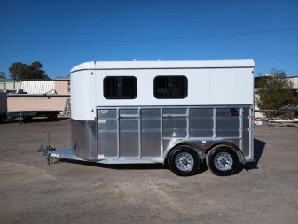 New 2024 MAVERICK TRAILERS MAV LITE DELUXE 2H BP WB SZ Horse Trailer