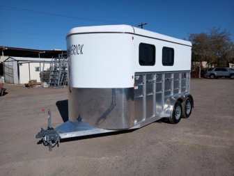 New 2024 MAVERICK TRAILERS MAV LITE DELUXE 2H BP WB SZ Horse Trailer