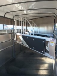 New 2024 MAVERICK TRAILERS MAVERICK 3H GOOSENECK Horse Trailer