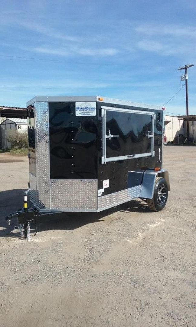 New 2025 IMPERIAL TRAILER FARRIER TRAILER Cargo / Enclosed Trailer