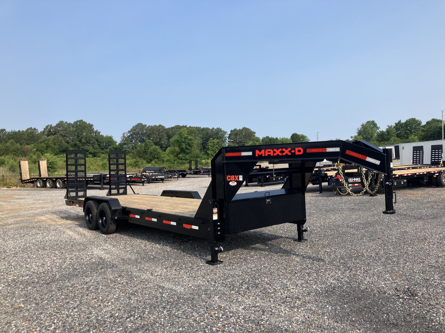 New 2026 MAXXD 83"x24' 18k Gooseneck Equipment Trailer