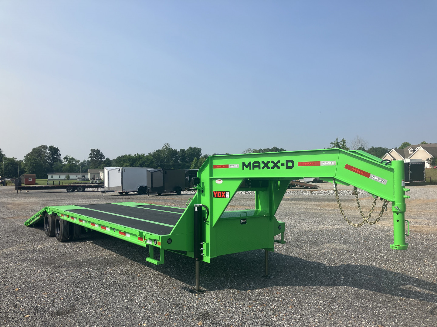 New 2026 MAXXD 102"X34' 30k Hyd Dove Gooseneck Trailer