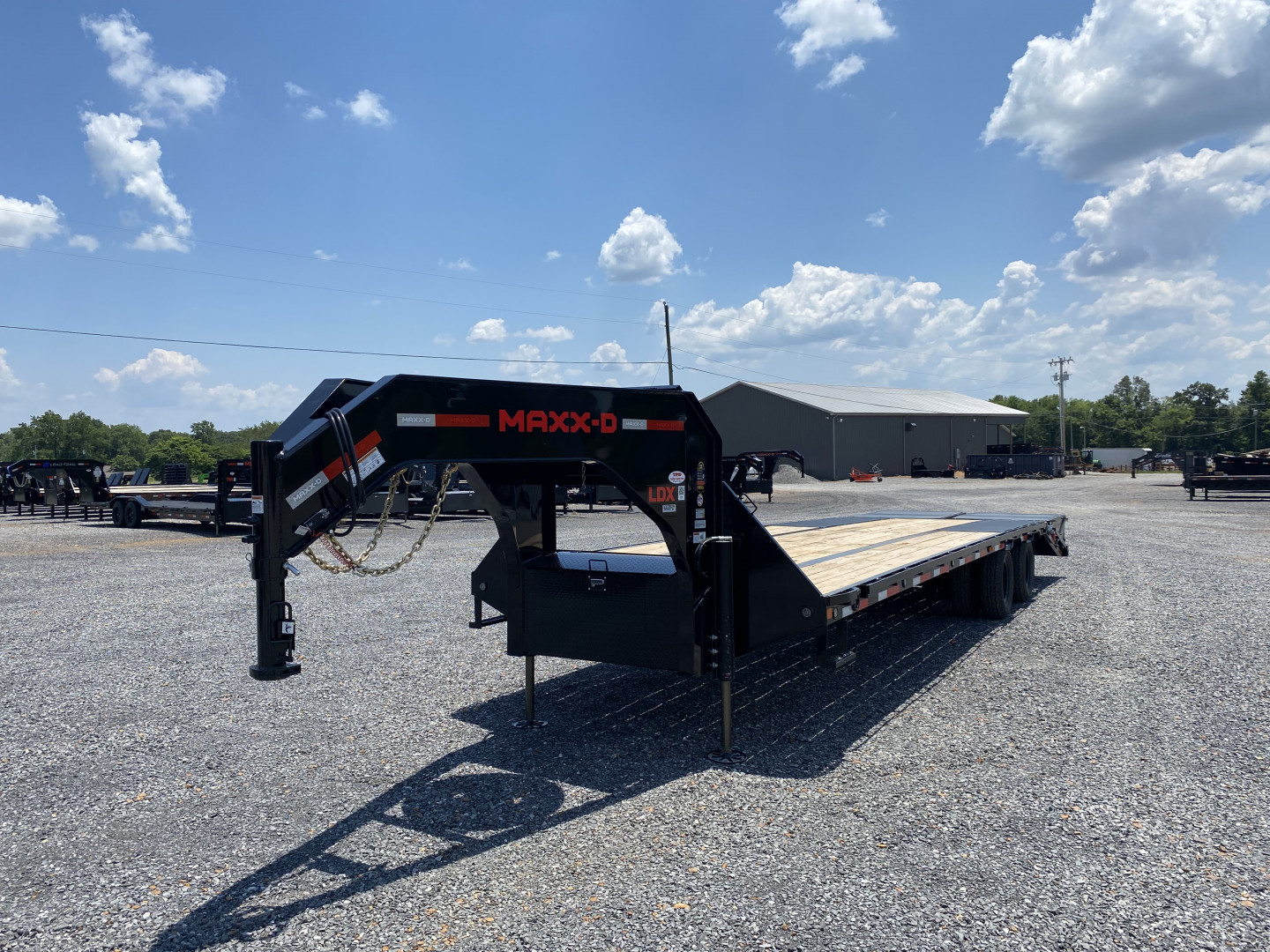 New 2026 MAXXD 102"X30' 25K Gooseneck Flatbed Trailer *ENGINEERED FRAME*