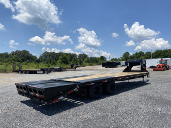 New 2026 MAXXD 102"X30' 25K Gooseneck Flatbed Trailer *ENGINEERED FRAME*