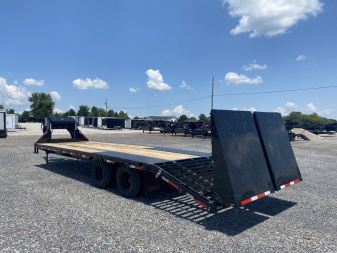 New 2026 MAXXD 102"X30' 25K Gooseneck Flatbed Trailer *ENGINEERED FRAME*