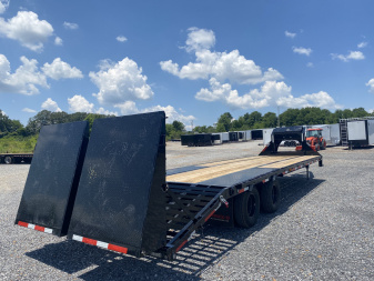 New 2026 MAXXD 102"X30' 25K Gooseneck Flatbed Trailer *ENGINEERED FRAME*