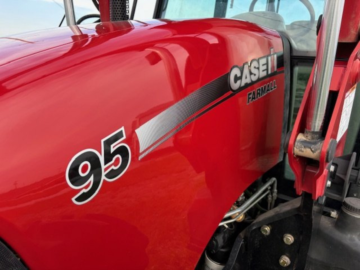 Used 2010 Case / Farmall 95 4wd Pre-Emissions Loader Tractor