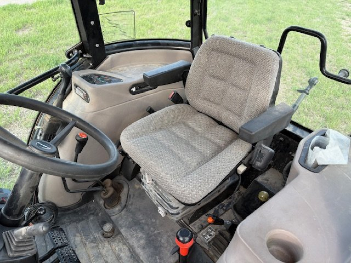 Used 2010 Case / Farmall 95 4wd Pre-Emissions Loader Tractor