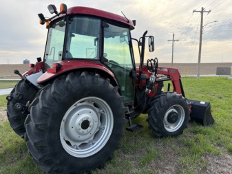 Used 2010 Case / Farmall 95 4wd Pre-Emissions Loader Tractor