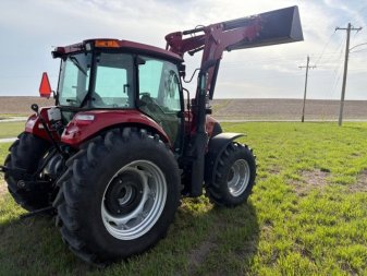 Used 2016 Case / Farmall 100C MFWD Loader Tractor