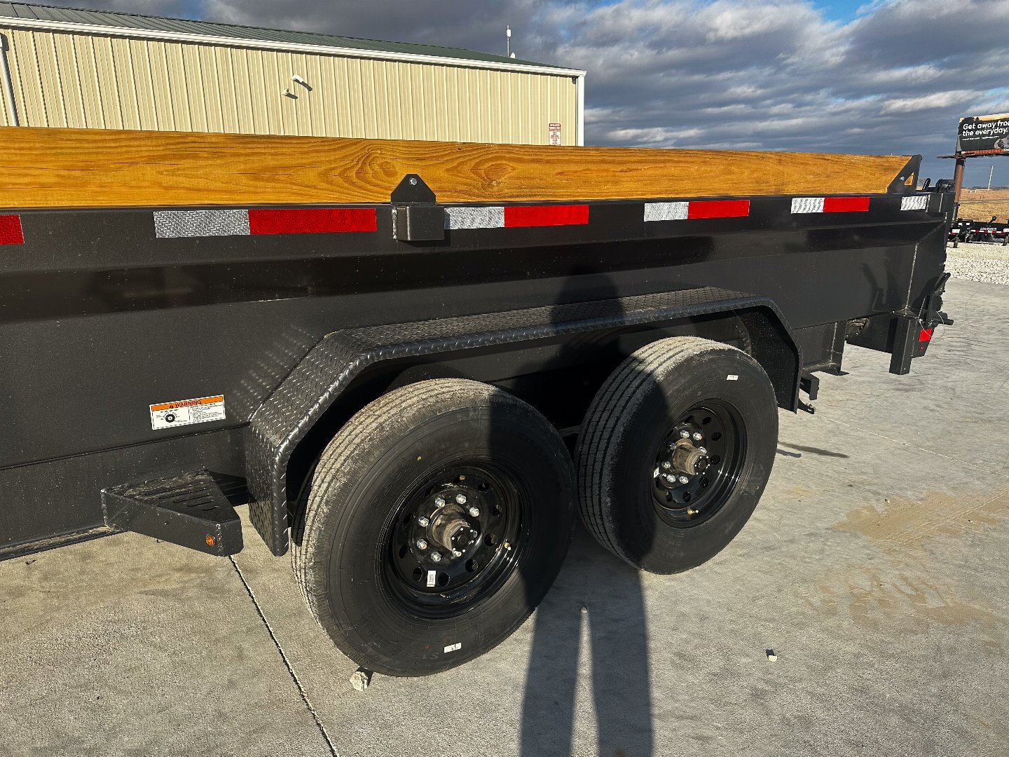 New 2025 Baseline 82x14 HDU-208 16K Telescopic Dump Trailer