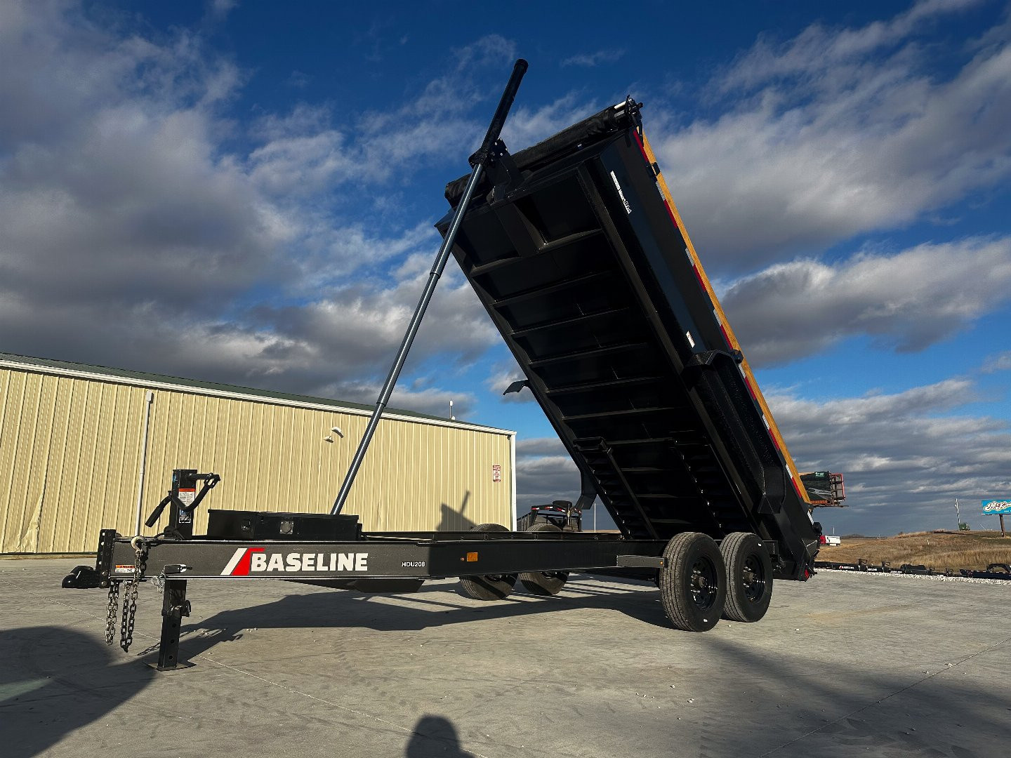 New 2025 Baseline 82x14 HDU-208 16K Telescopic Dump Trailer