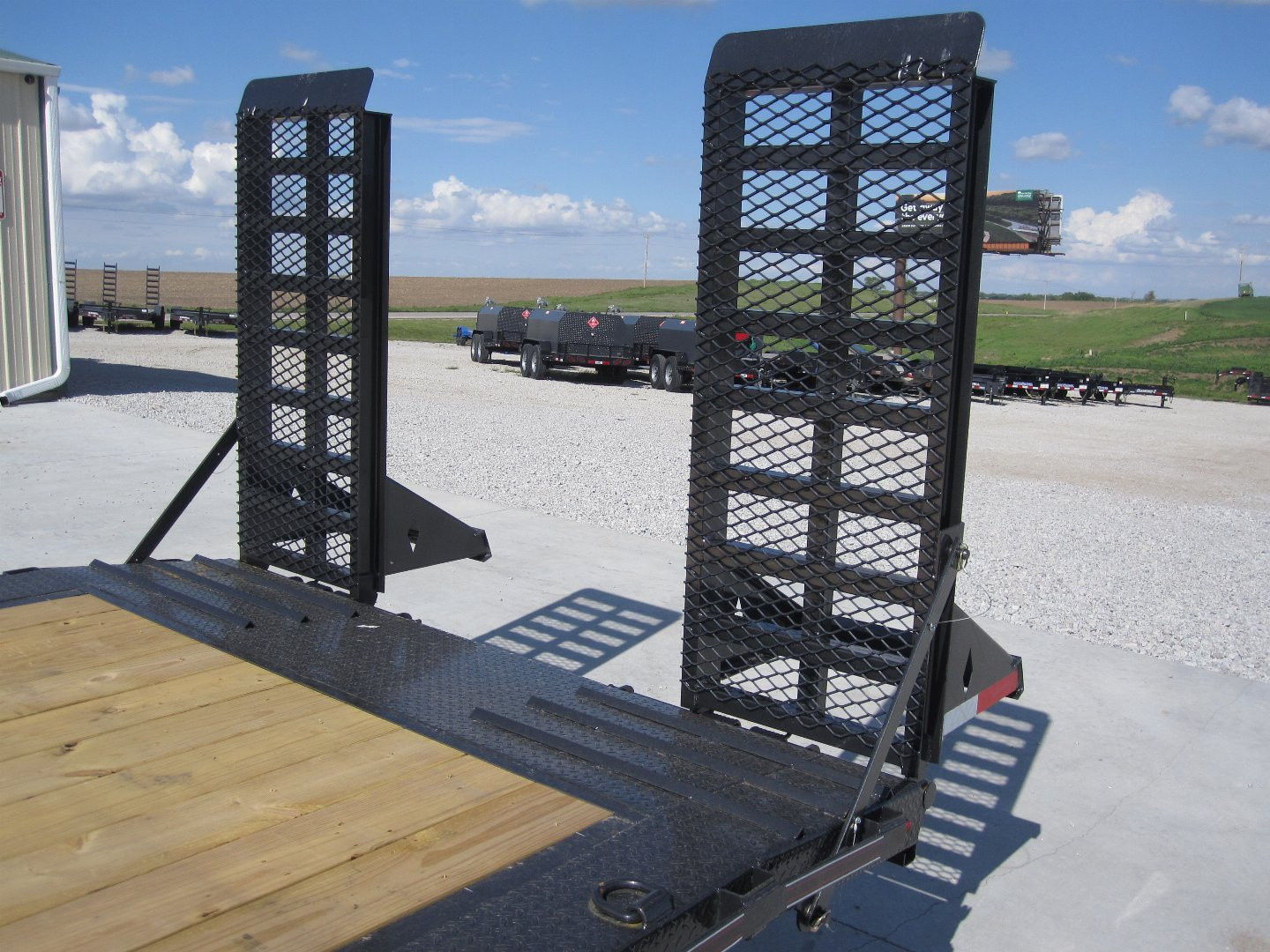 New 2024 Diamond C Trailers LPX-207 102x26 Gooseneck Equipment Trailer