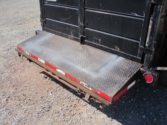 Used 2004 H&H Trailers 83x20 Gooseneck Equipment Trailer