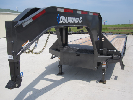 New 2025 Diamond C Trailers FMAX-212 102x32 Gooseneck Flatbed Trailer