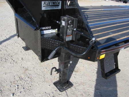 New 2024 Diamond C Trailers FMAX-212 102x25 Gooseneck Flatbed Trailer