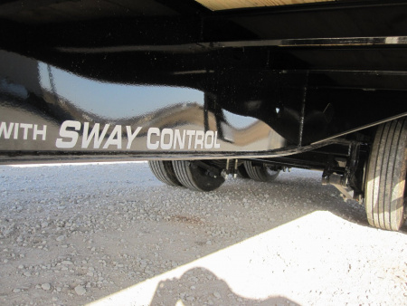 New 2024 Diamond C Trailers FMAX-212 102x25 Gooseneck Flatbed Trailer