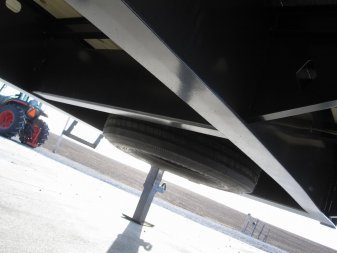 New 2025 Diamond C Trailers FMAX-210 102x25 Gooseneck Flatbed Trailer