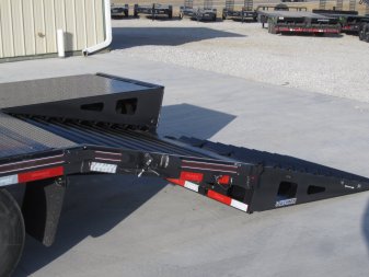 New 2025 Diamond C Trailers FMAX-210 102x25 Gooseneck Flatbed Trailer
