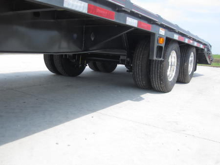 New 2025 Diamond C Trailers FMAX-210 102x25 Gooseneck Flatbed Trailer