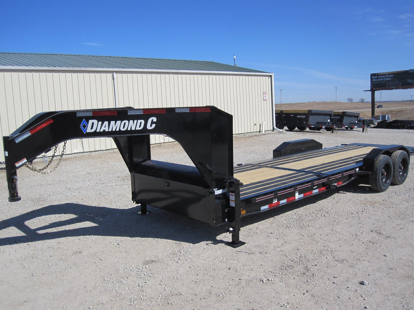 New 2024 Diamond C Trailers HDT-208 82x24 Gooseneck Tilt Trailer
