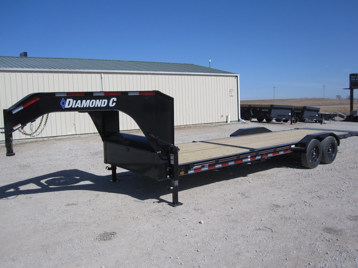 New 2024 Diamond C Trailers HDT-207 82x26 Gooseneck Tilt Trailer