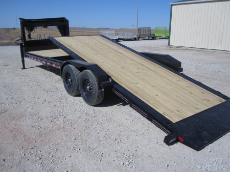 New 2024 Diamond C Trailers HDT-207 82x26 Gooseneck Tilt Trailer