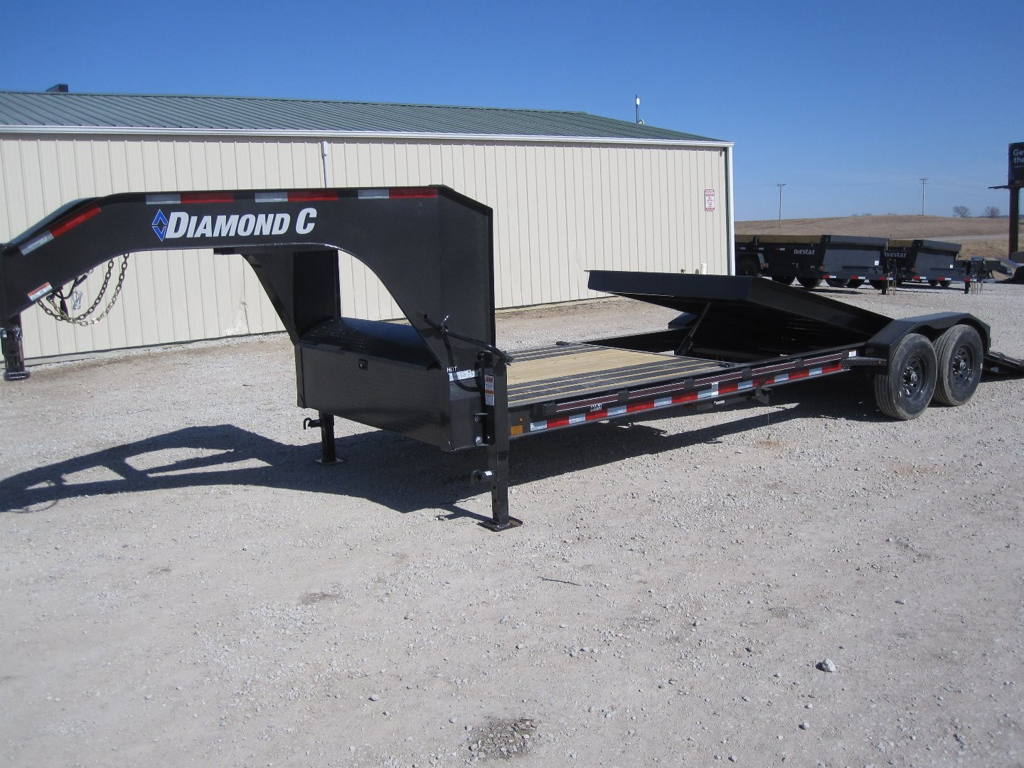 New 2024 Diamond C Trailers HDT-207 82x26 Gooseneck Tilt Trailer