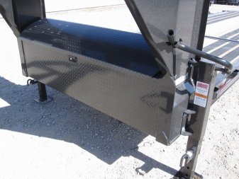 New 2024 Diamond C Trailers HDT-207 82x26 Gooseneck Tilt Trailer
