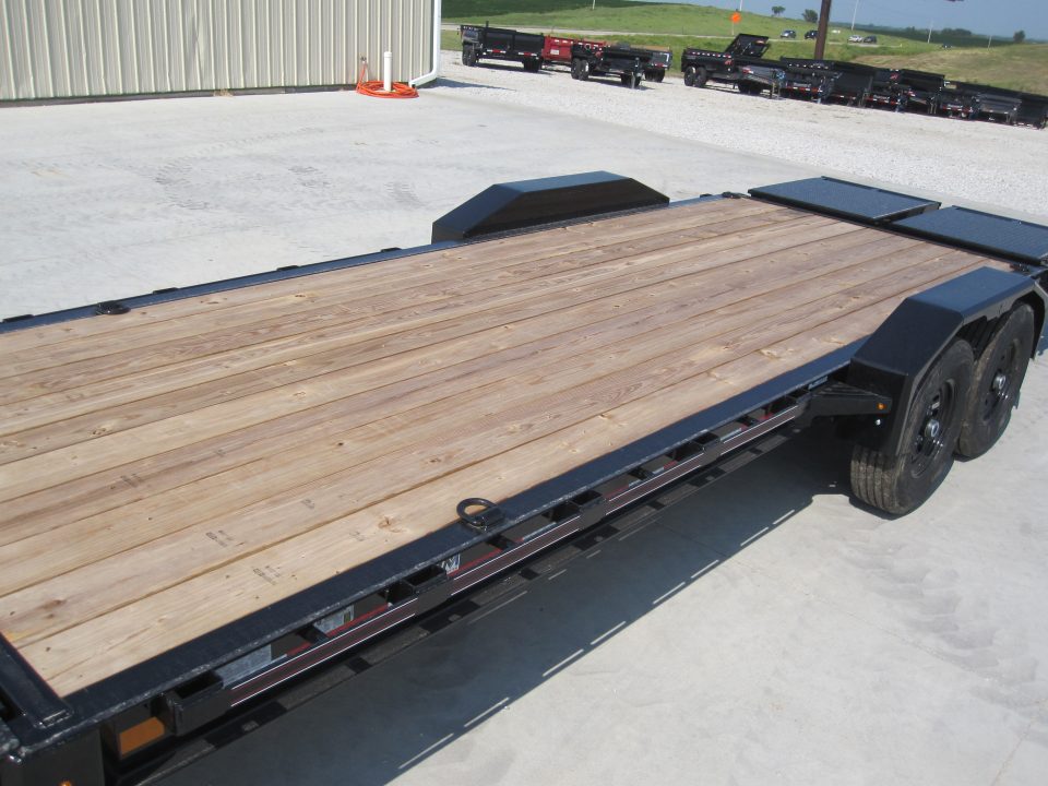 New 2026 Diamond C Trailers 82x22 LPX-207 Extreme Duty Equipment Trailer