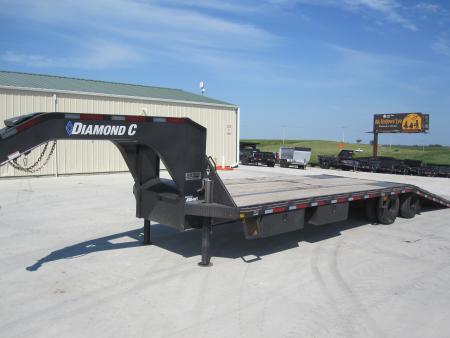 Used 2024 DIAMOND C TRAILERS 102x32 FMAX-210 Hydraulic Dove Flatbed Trailer