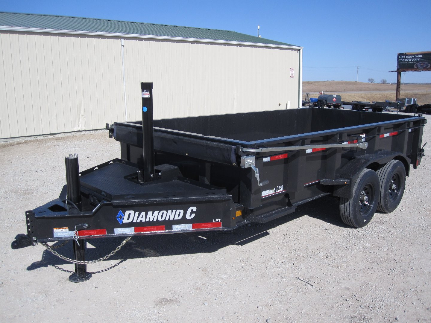 New 2024 DIAMOND C TRAILERS LPT-207 82x14 Lo-Pro Dump Trailer