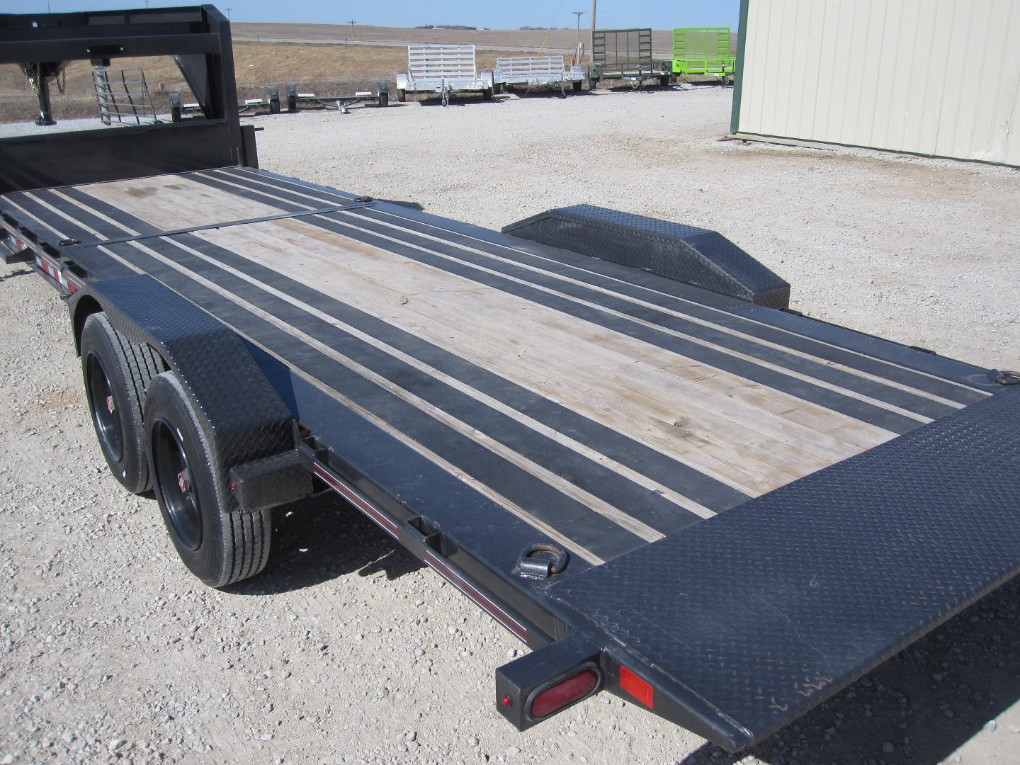 Used 2023 DIAMOND C TRAILERS 82x24 HDT-208 Gooseneck Tilt Trailer