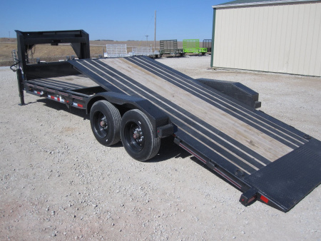 Used 2023 DIAMOND C TRAILERS 82x24 HDT-208 Gooseneck Tilt Trailer