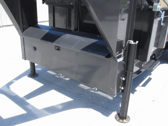 New 2024 DIAMOND C TRAILERS 82x16 LPT-210 Lo-Pro Gooseneck Dump Trailer