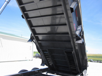 New 2024 DIAMOND C TRAILERS 82x16 LPT-210 Lo-Pro Gooseneck Dump Trailer