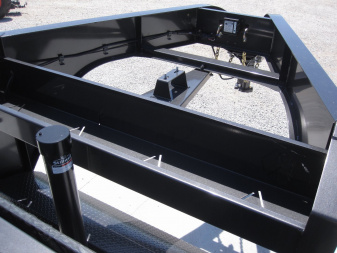 New 2024 DIAMOND C TRAILERS 82x16 LPT-210 Lo-Pro Gooseneck Dump Trailer