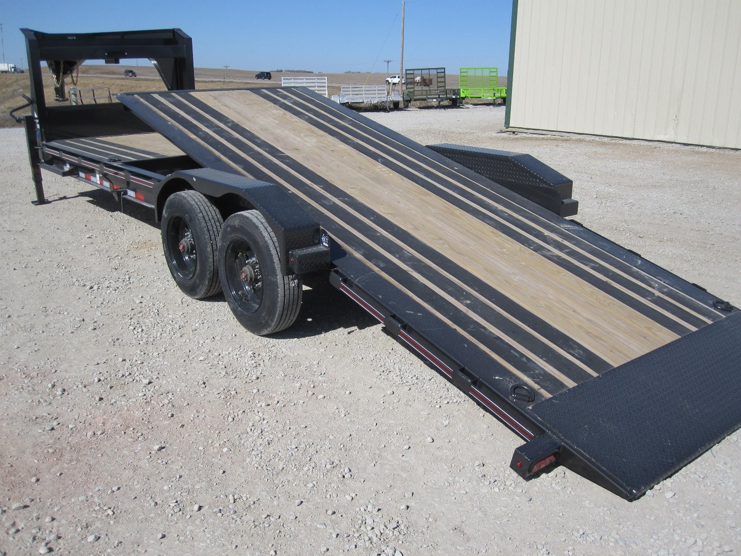 New 2024 DIAMOND C TRAILERS HDT-210 82x26 Gooseneck Tilt Trailer