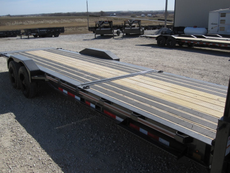 New 2024 DIAMOND C TRAILERS HDT-210 82x26 Gooseneck Tilt Trailer