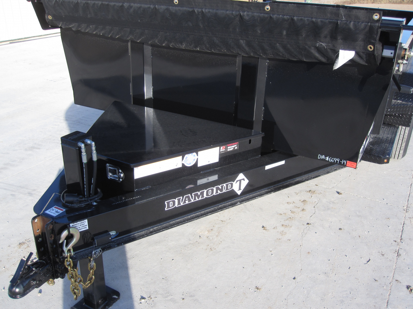 New 2026 Diamond T 83x14 Lo-Pro Dump Trailer