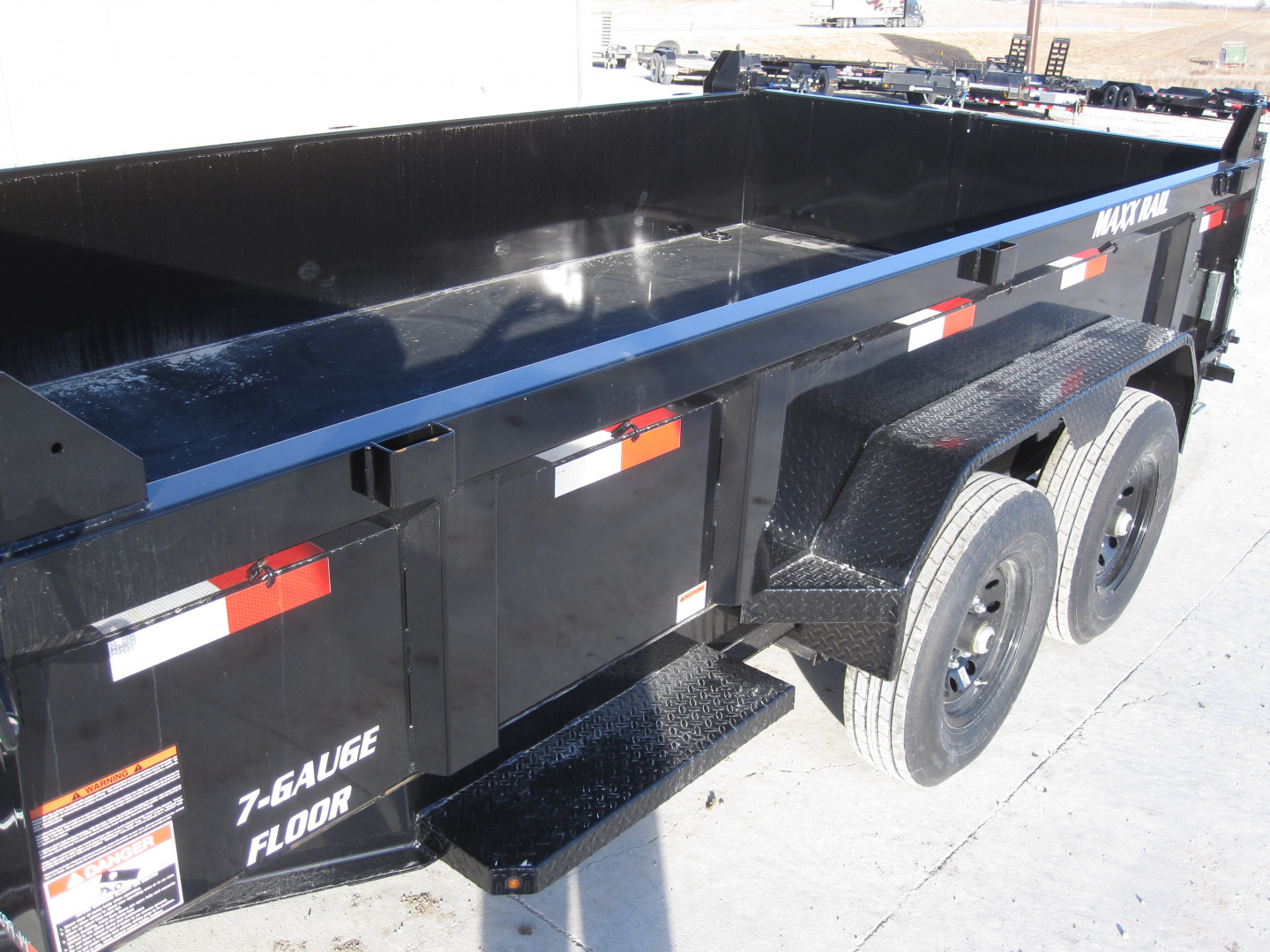New 2026 Diamond T 83x14 Lo-Pro Dump Trailer