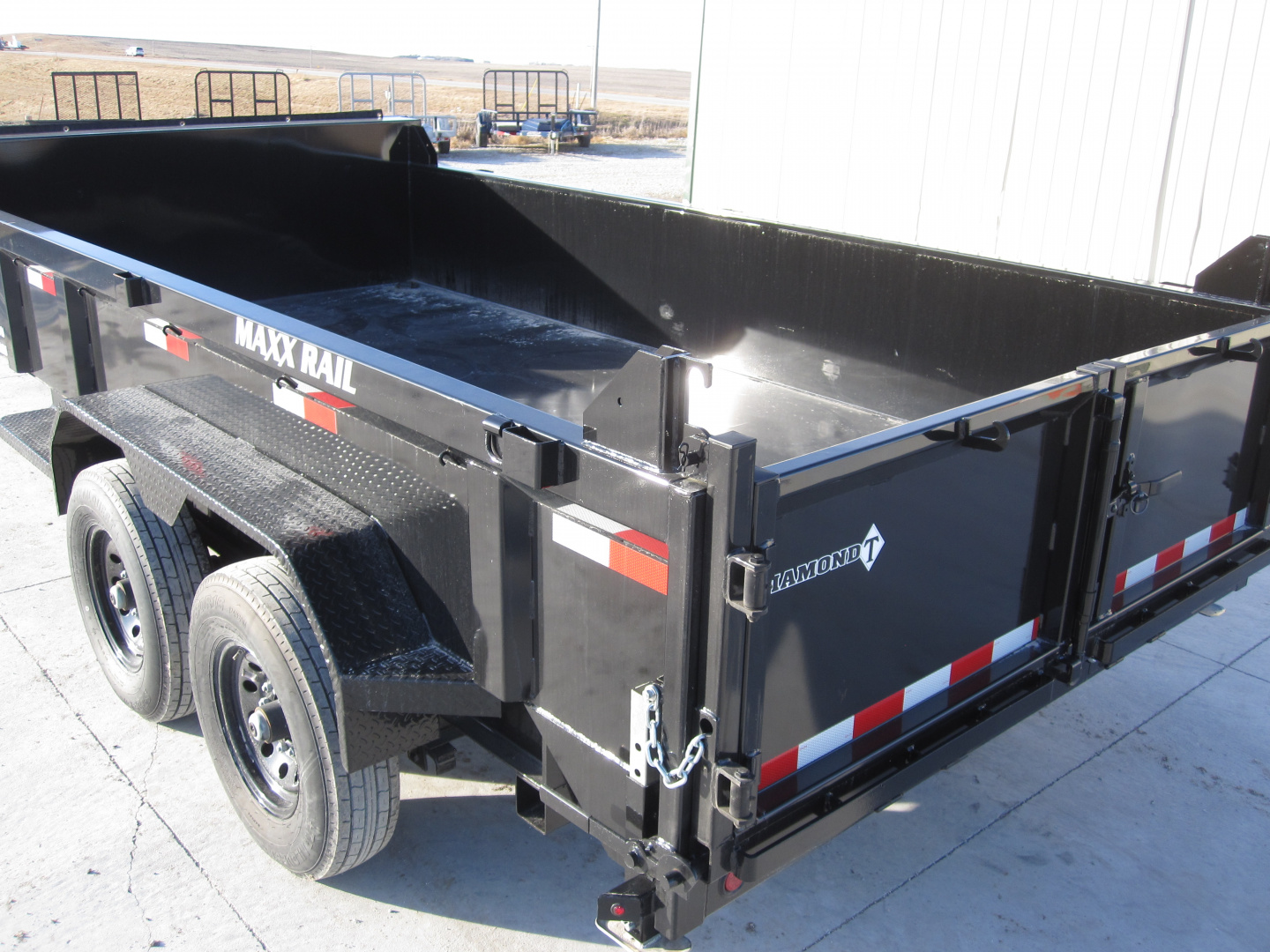 New 2026 Diamond T 83x14 Lo-Pro Dump Trailer