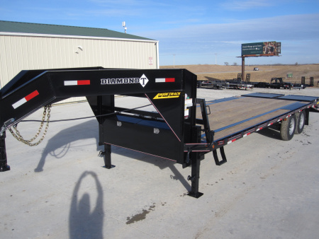 New 2026 Diamond T 102x25 Lo-Pro Gooseneck Flatbed Trailer