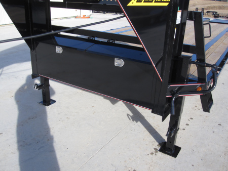 New 2026 Diamond T 102x25 Lo-Pro Gooseneck Flatbed Trailer