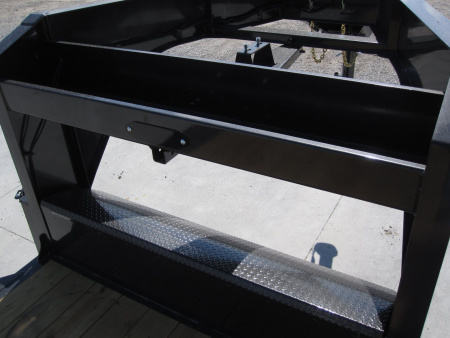 New 2024 DIAMOND C TRAILERS 102x28 LPX-208 Gooseneck Equipment Trailer